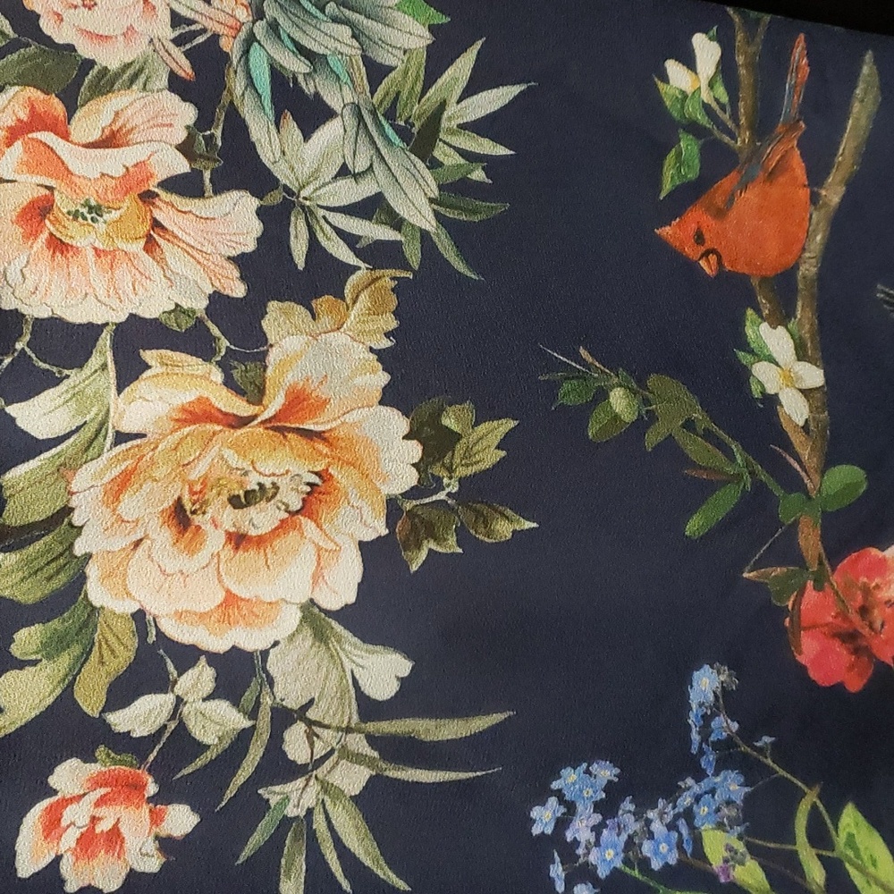 Express floral tank, size small - Picture 3 of 4